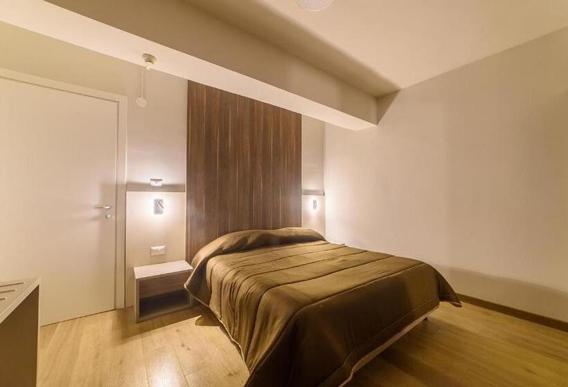 اتاق سوپریور چهار تخته, Grand Hotel Europa Rivisondoli Centro