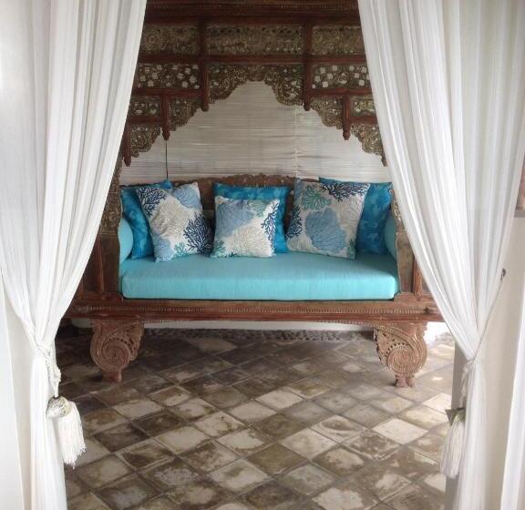 اتاق استاندارد, Aashaya Jasri Resort