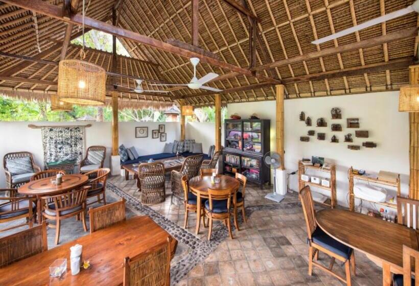 Номер Стандарт Трехместный, Aashaya Jasri Resort