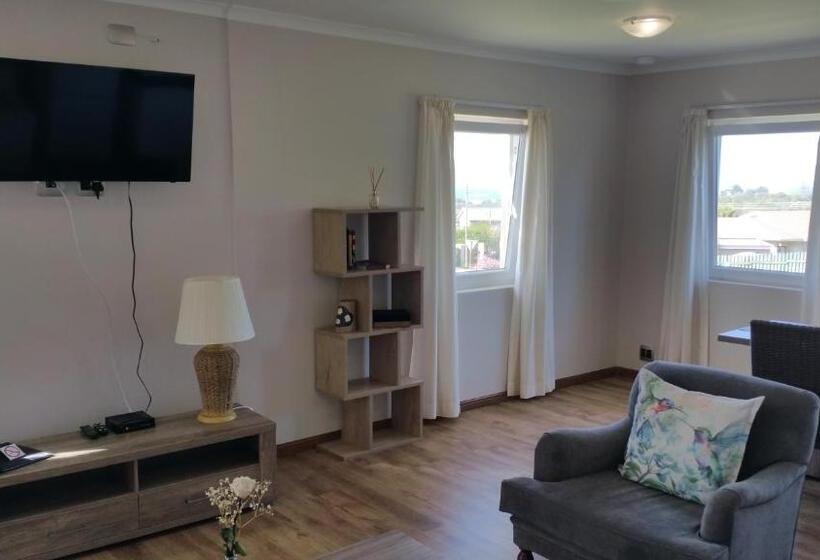 Апартаменты 1 Спальня Вид на Море, Lala Panzi B&b