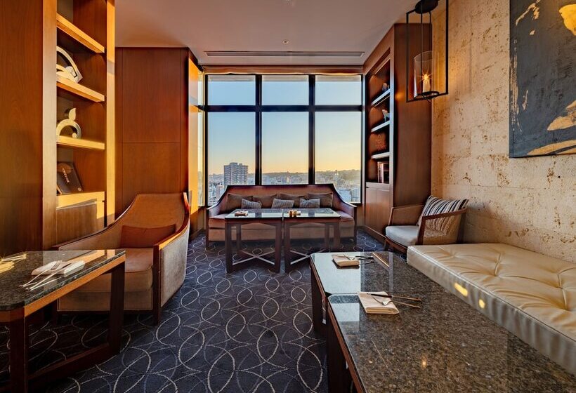 اتاق لوکس, Hyatt Regency Naha Okinawa
