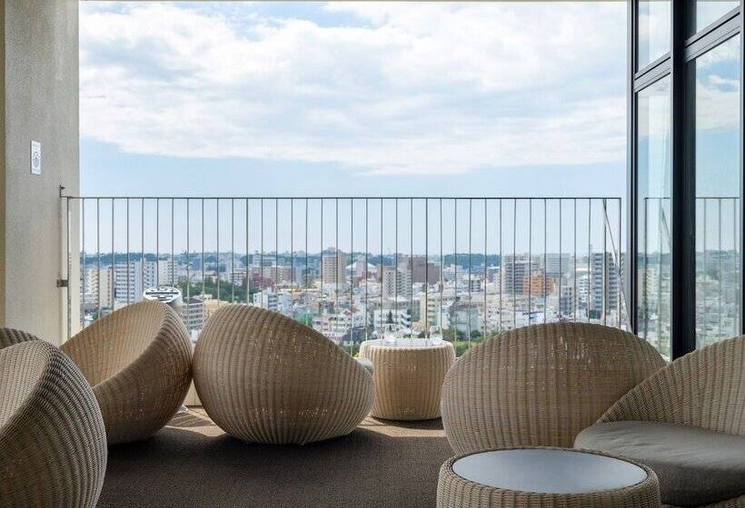 اتاق کلاب, Hyatt Regency Naha Okinawa