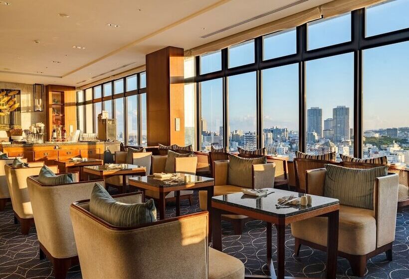 سوییت اجرایی, Hyatt Regency Naha Okinawa