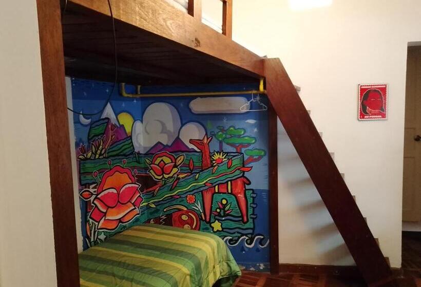 חדר סטנדרט לשלושה, Casa Nuestra Peru