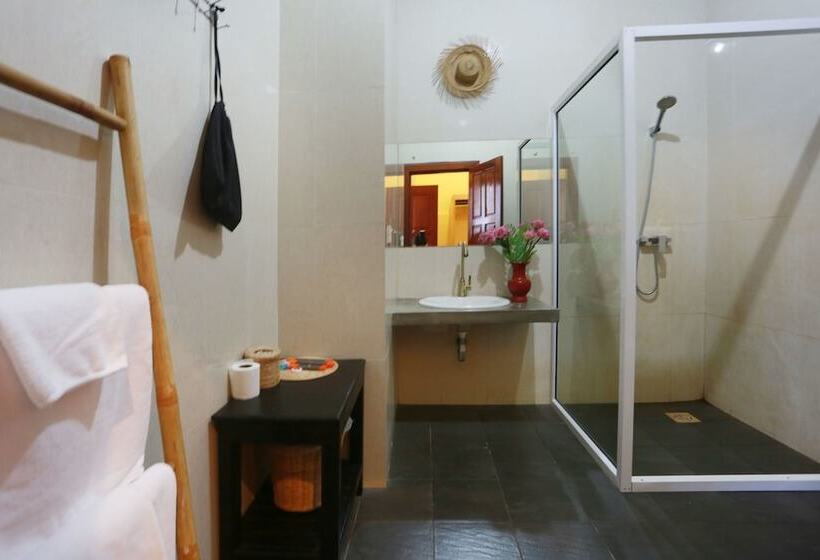 デラックスルーム, Central Indochine D Angkor