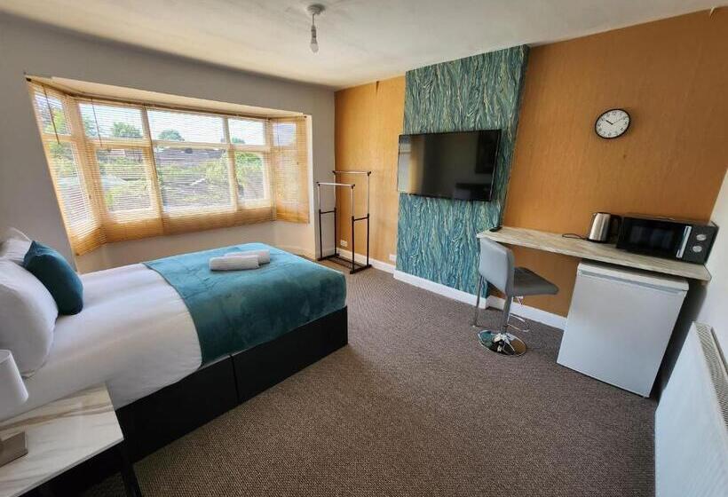 חדר סטנדרט נוף לגינה, Solihull Shared House
