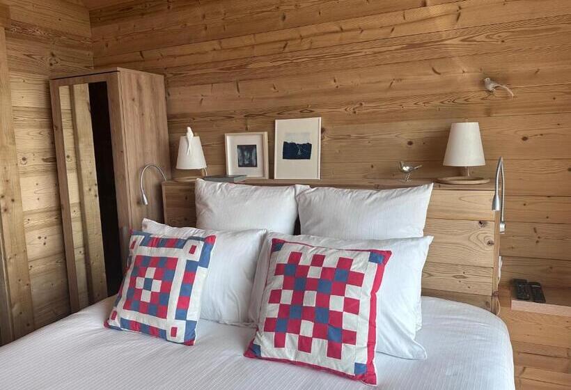 Номер Стандарт с Балконом, Chalet La Petite Ourse