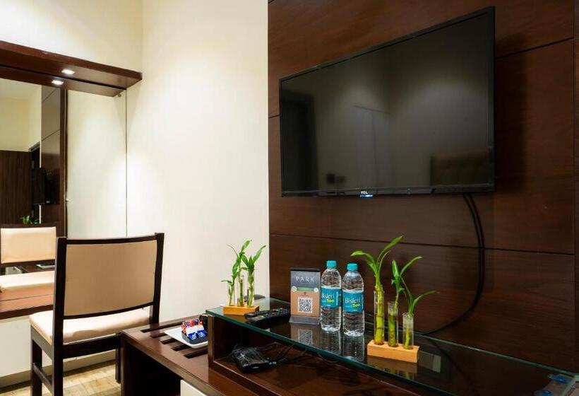 带大床的高级房间, Park Signature Hotels   Royal Benza