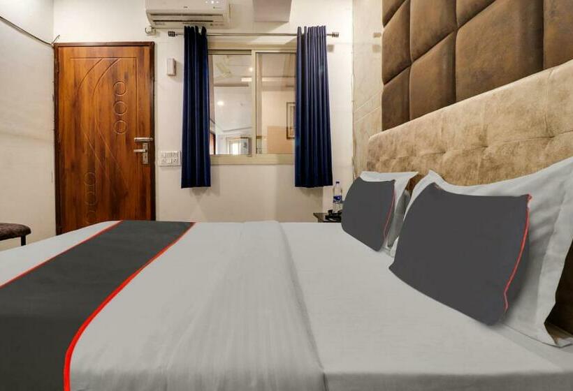 豪华房间, Fabhotel Ice Berg