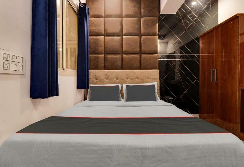 豪华房间, Fabhotel Ice Berg