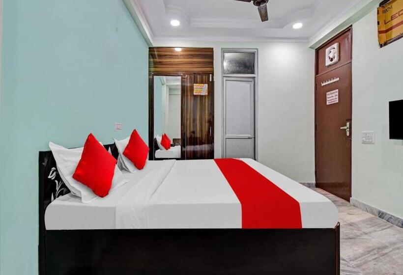 Трехместный Номер Классика, Oyo Flagship 81340  Diamond Inns