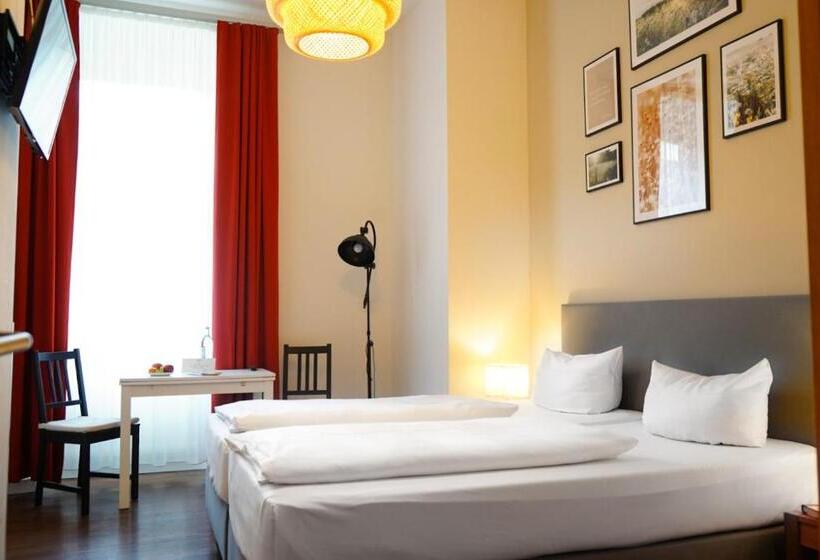 Номер Стандарт, Aparthotel Mitte