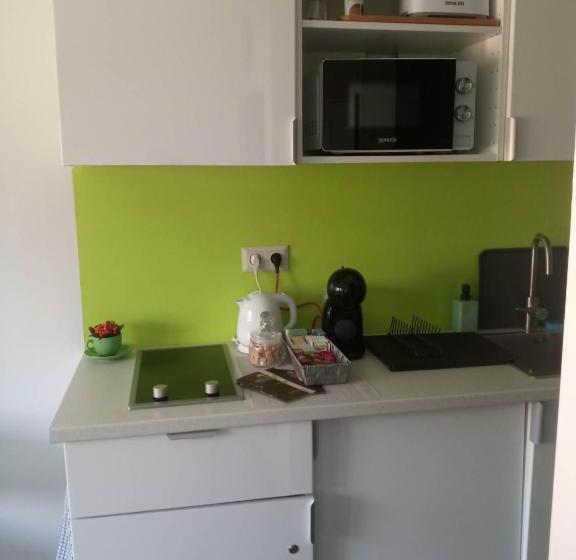 Студия Стандарт, Harmónia Apartman Balatonföldvár