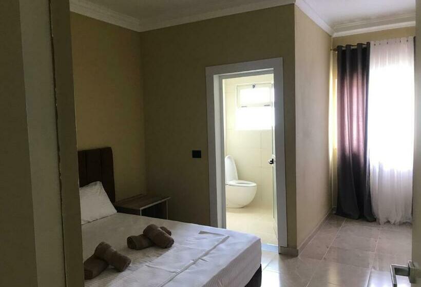 家庭套房, Te Bujtina Hotel&restaurant