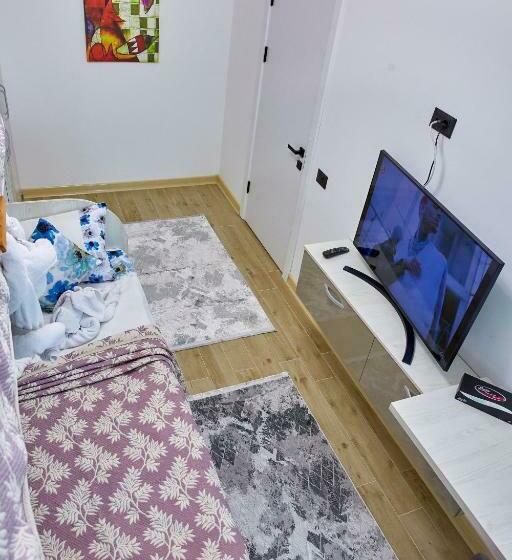 آپارتمان لوکس 1 خوابه, Apartamente By Alz Infinity