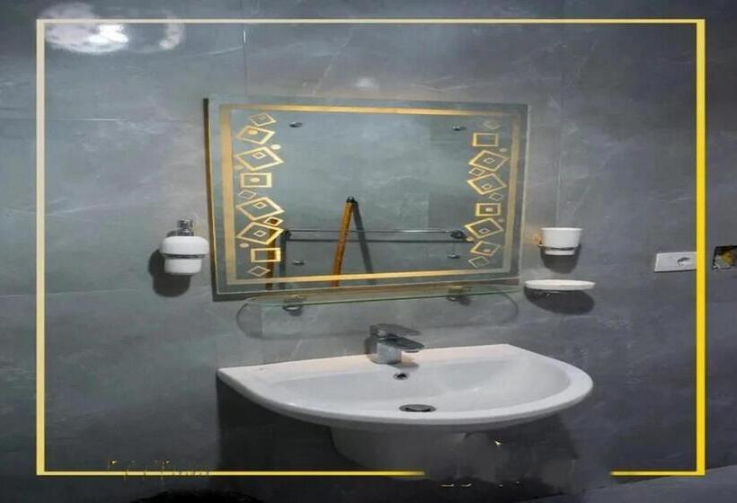 کلبه ییلاقی, بورتو سعيد صف اول