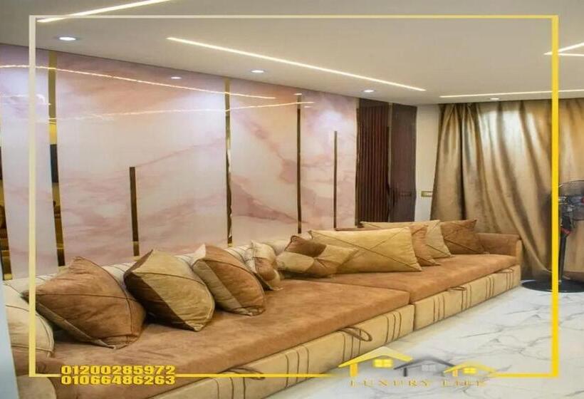 کلبه ییلاقی, بورتو سعيد صف اول