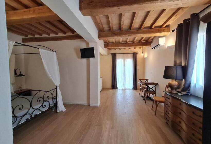 Студия Стандарт, Azienda Agricola Monserrato