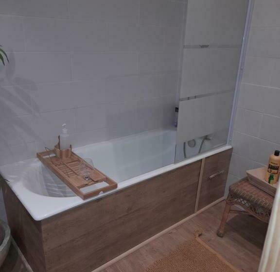 Номер Стандарт, Chambre Comtoise