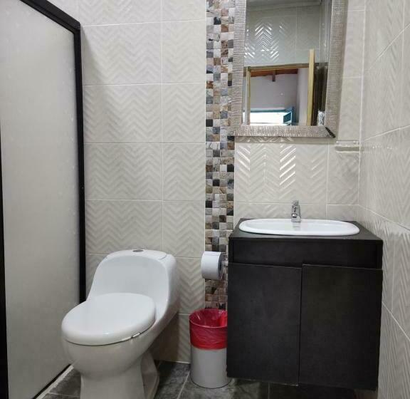 家庭间, Hosteria Puerta Del Nus