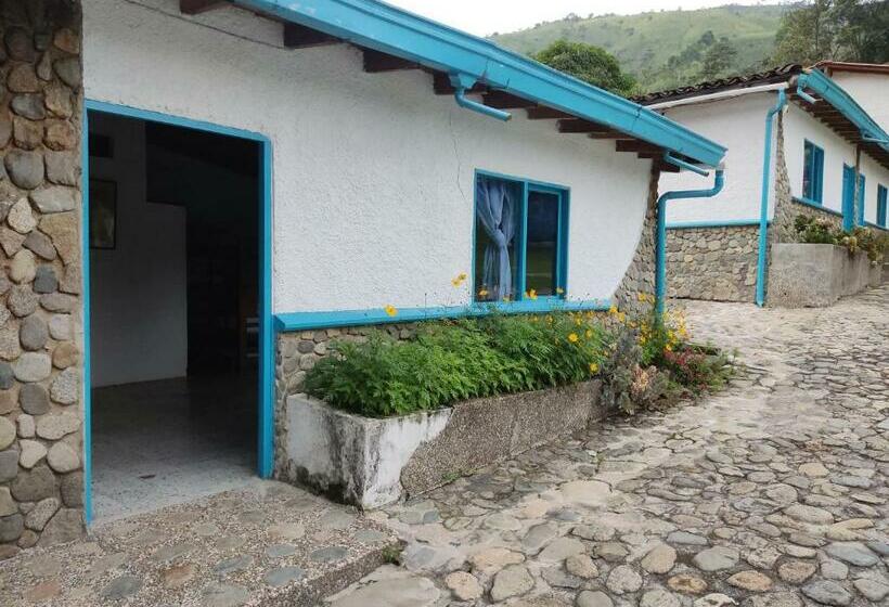 家庭间, Hosteria Puerta Del Nus