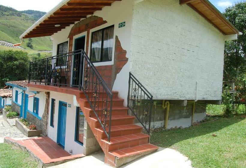 Люкс, Hosteria Puerta Del Nus