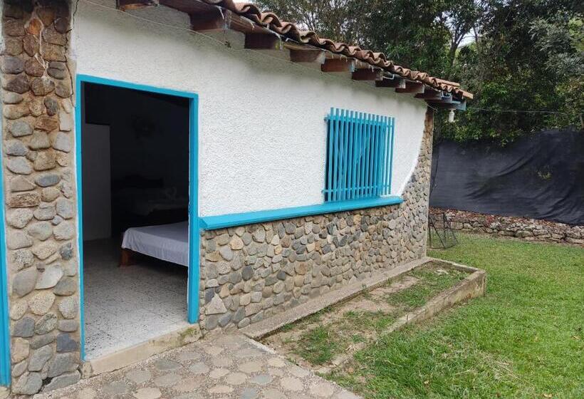 Семейный Номер, Hosteria Puerta Del Nus