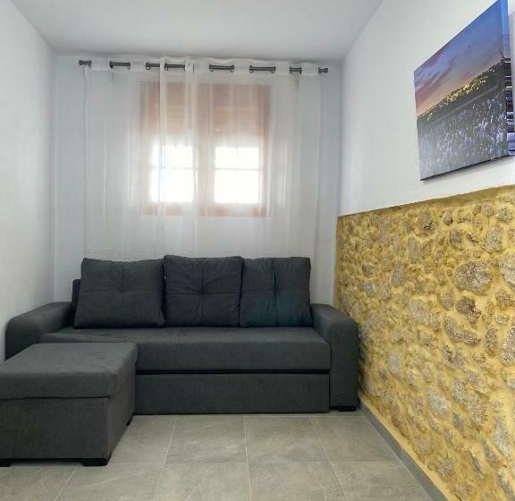 Семейный Номер, Suites Benalup Centro