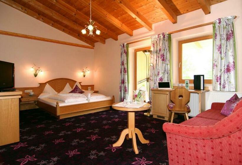 Номер Комфорт, Hindenburglinde