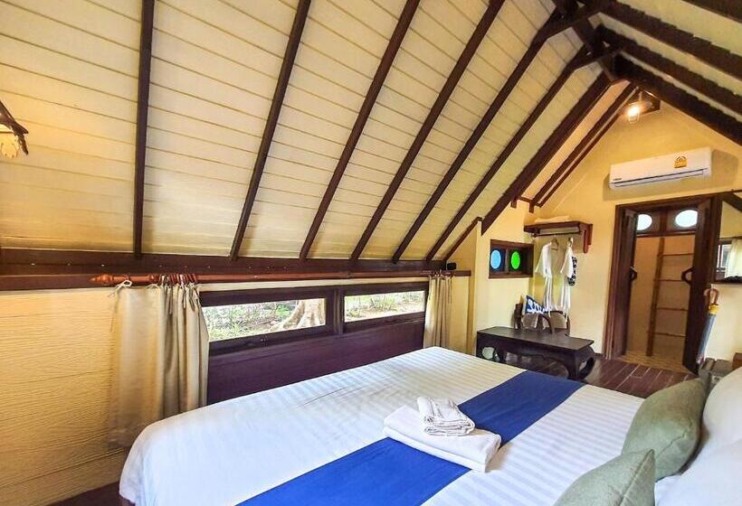Бунгало Стандарт Вид на Сад, Baan Thong Ching Resort