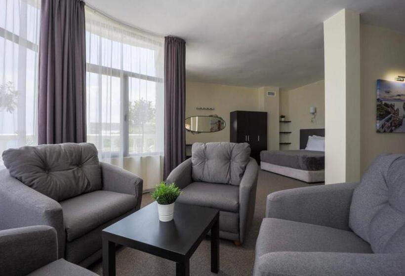 １ベッドルームのデラックスアパートメント, Family Hotel Stiva