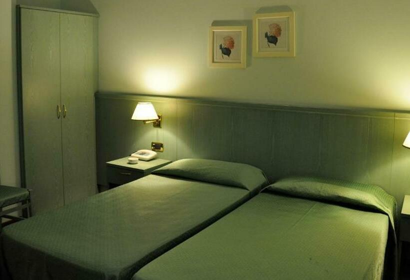 스탠다드 룸, Albergo Della Corona