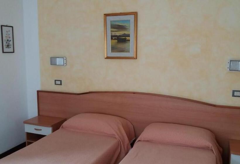 اتاق عادی, Albergo Moretti