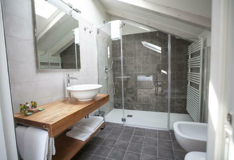 Romantic Room, Villa Italia Luxury Suites And Apartments
