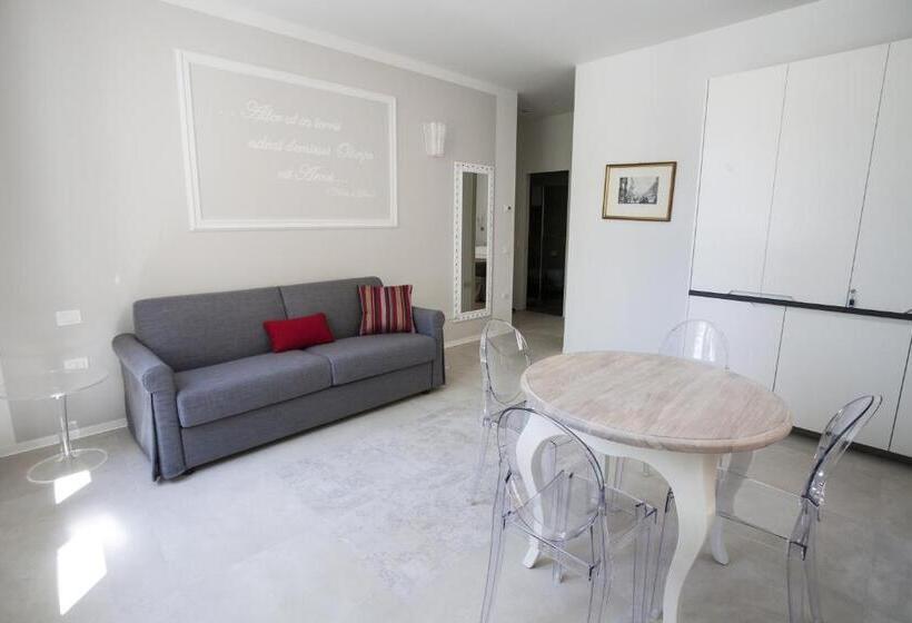 Апартаменты 1 Спальня, Villa Italia Luxury Suites And Apartments