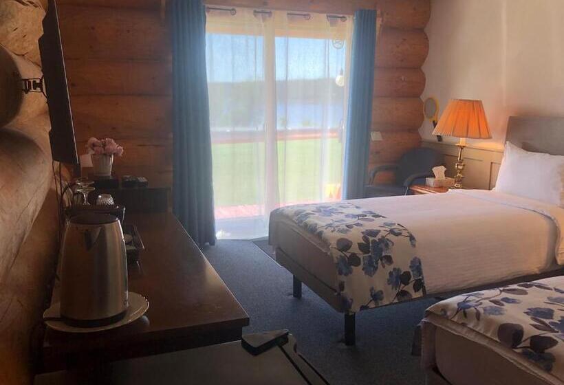 Номер Стандарт Вид на Озеро, Cariboo Log Guest House