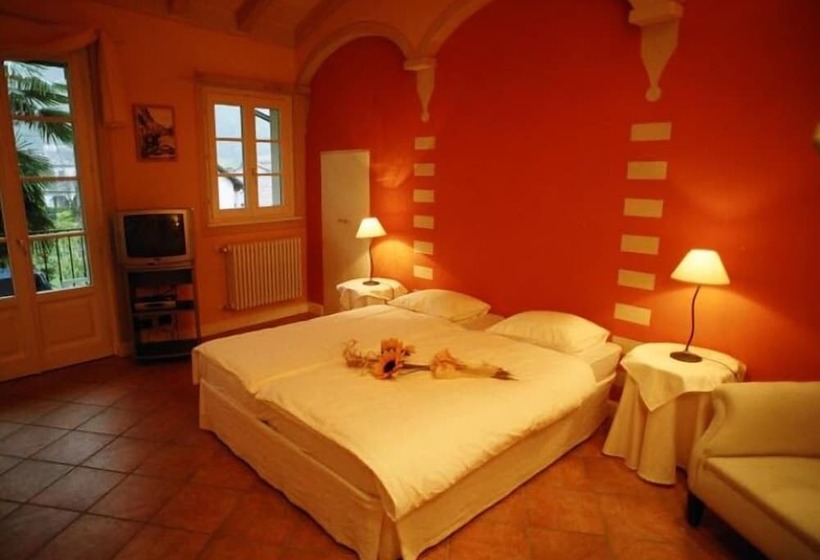اتاق استاندارد سه نفره, Casa Arizzoli