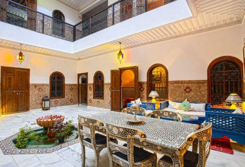 Habitación Estándar, Riad Lakhdar