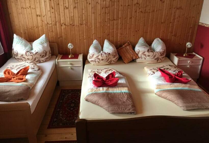 Трехместный Номер Стандарт Совместная Ванная, Gasthaus Luggwirt