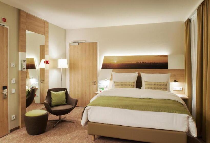 带特大床的标准间, Holiday Inn Frankfurt Airport, An Ihg