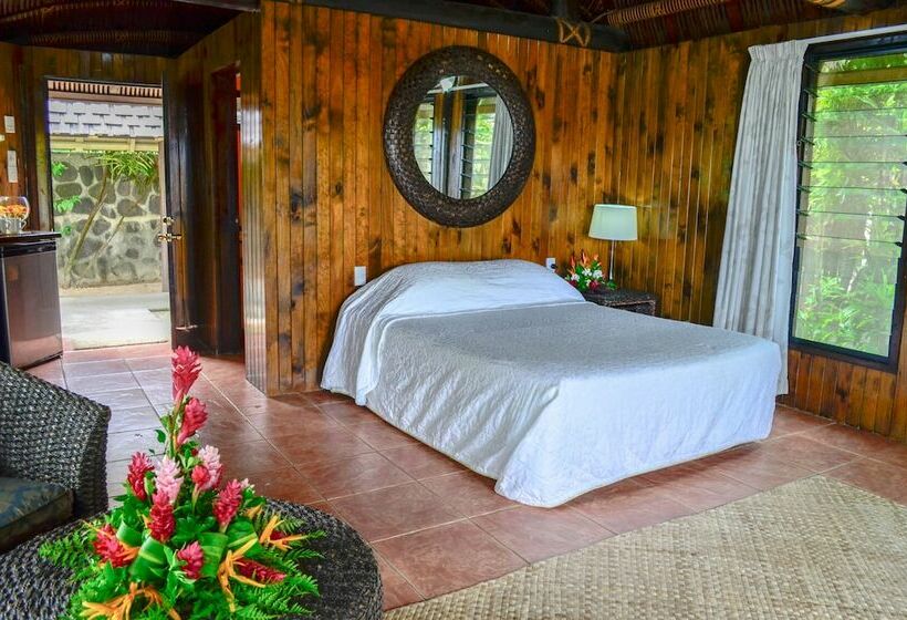 بانگلوی استاندارد با چشم‌انداز دریا, Le Lagoto Resort & Spa