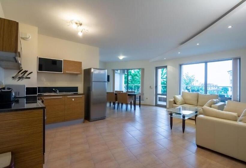 Апартаменты 2 Спальни с Балконом, Byala Panorama Resort