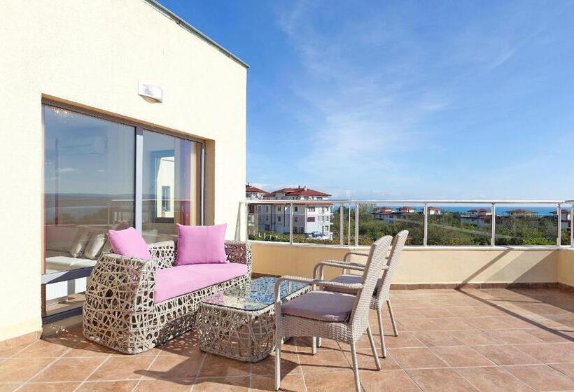 Апартаменты 3 Спальни Вид на Море, Byala Panorama Resort