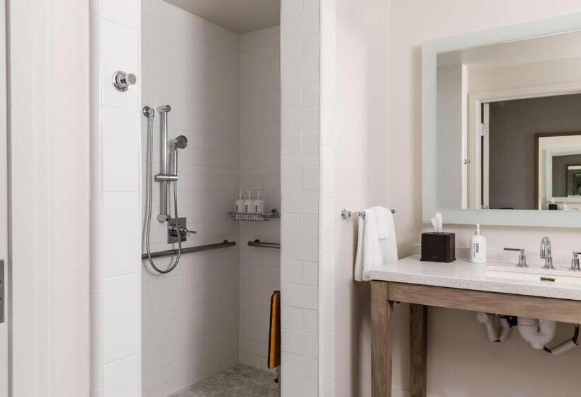 장애인을 위한 스위트, Andaz Scottsdale Resort & Bungalows