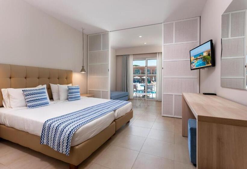 Семейный Полулюкс, Alykanas Village Resort