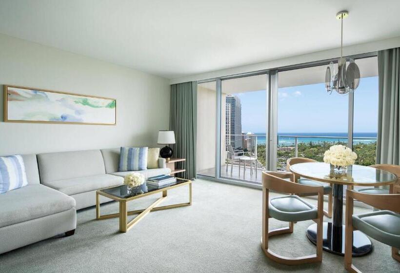 Люкс Deluxe Вид на Море, The Ritzcarlton Residences, Waikiki Beach
