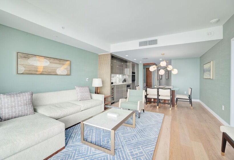Люкс Premium 2 Спальни, The Ritzcarlton Residences, Waikiki Beach