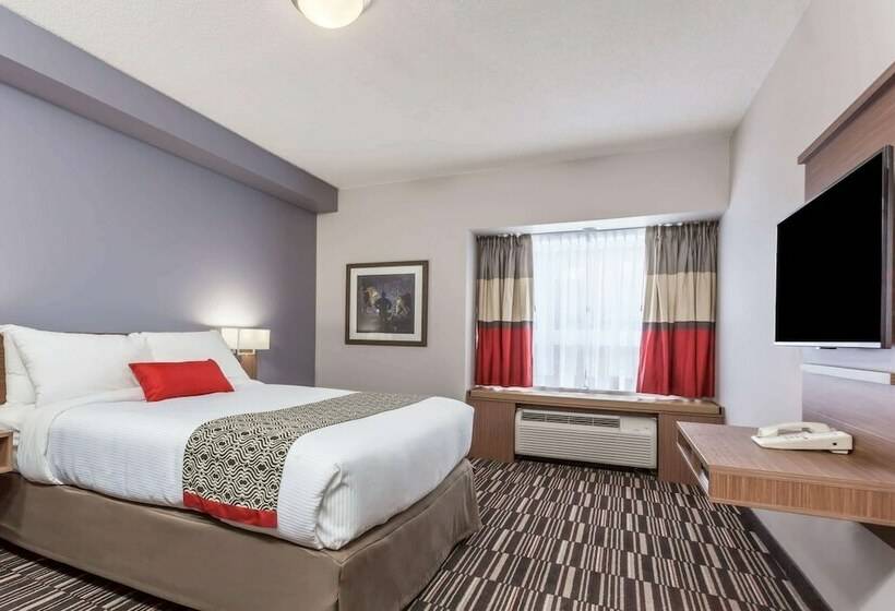 Номер Deluxe, Microtel Inn & Suites By Wyndham Kirkland Lake