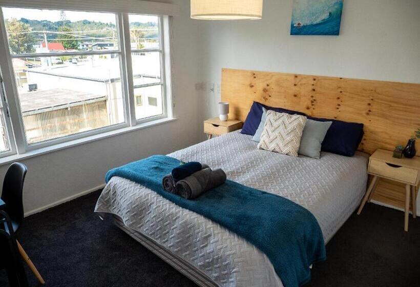 Номер Стандарт Совместная Ванная, Surf N Stay Whangamata