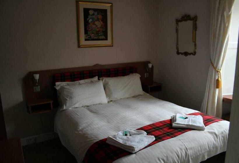 Номер Стандарт, Highland House Callander